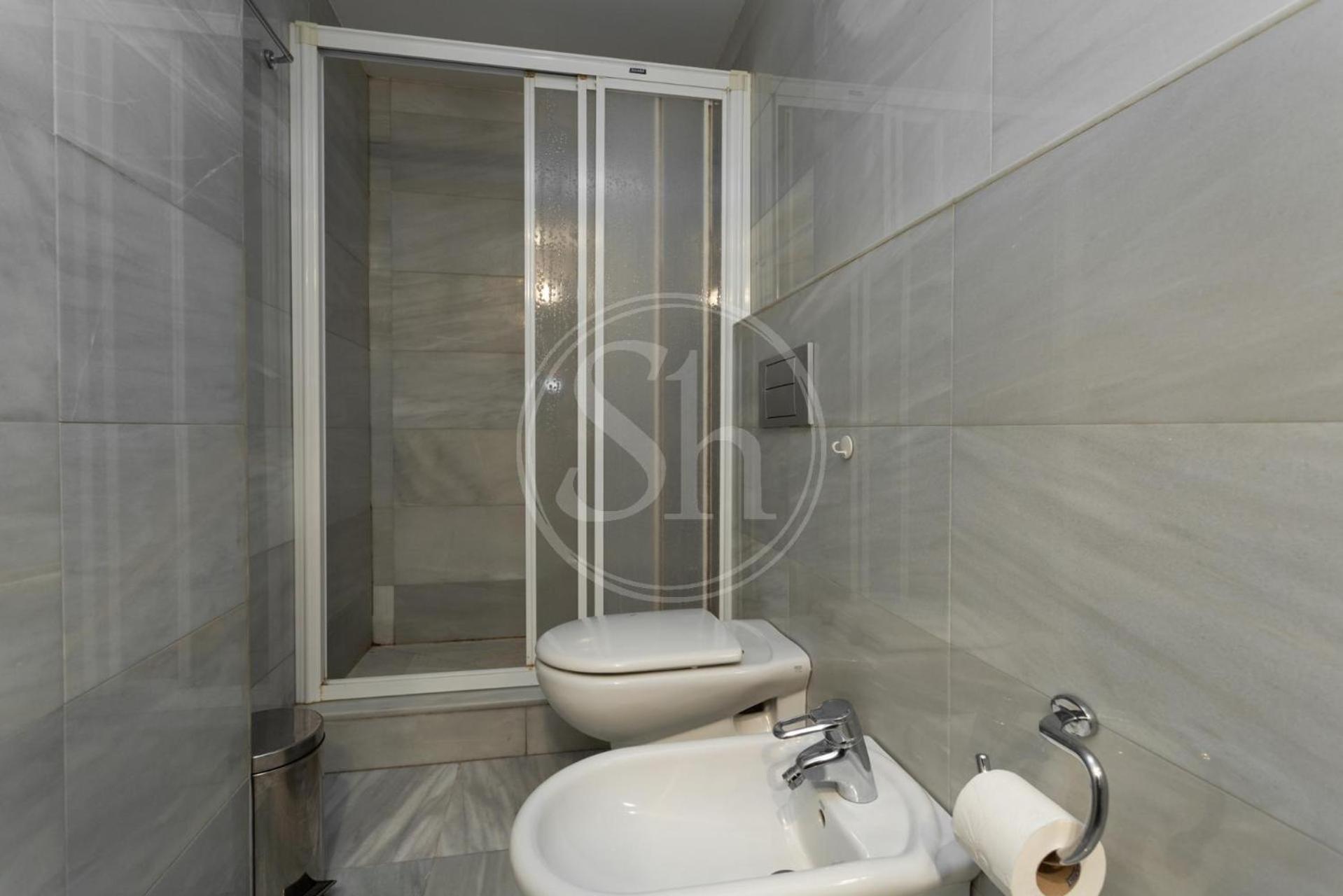 Comodo En Rambla Cataluna Appartement